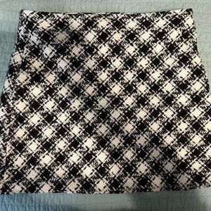 Checkered mini-skirt